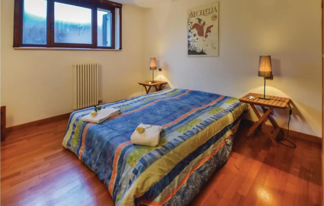 Stunning Home In Fumane -Vr- With Kitchen Italien